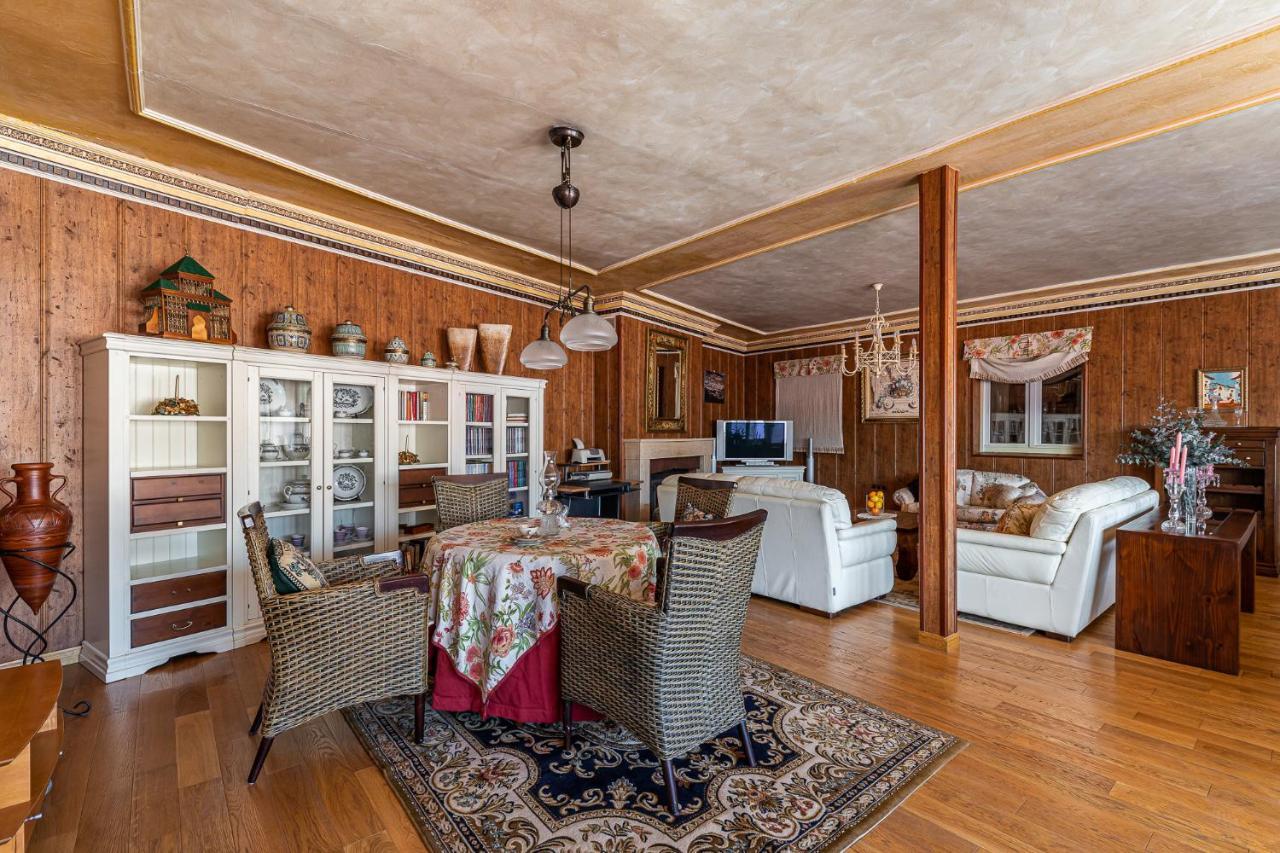 Waou Deluxe Cottage Titulcia Екстер'єр фото